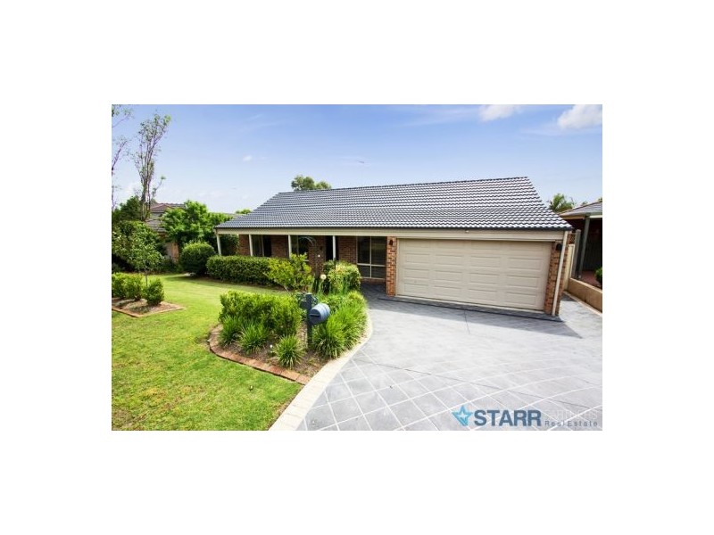 8 Blake Street, Quakers Hill NSW 2763