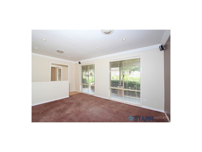 8 Blake Street, Quakers Hill NSW 2763