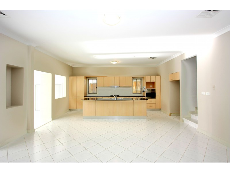 14 Jasper Street, Quakers Hill NSW 2763