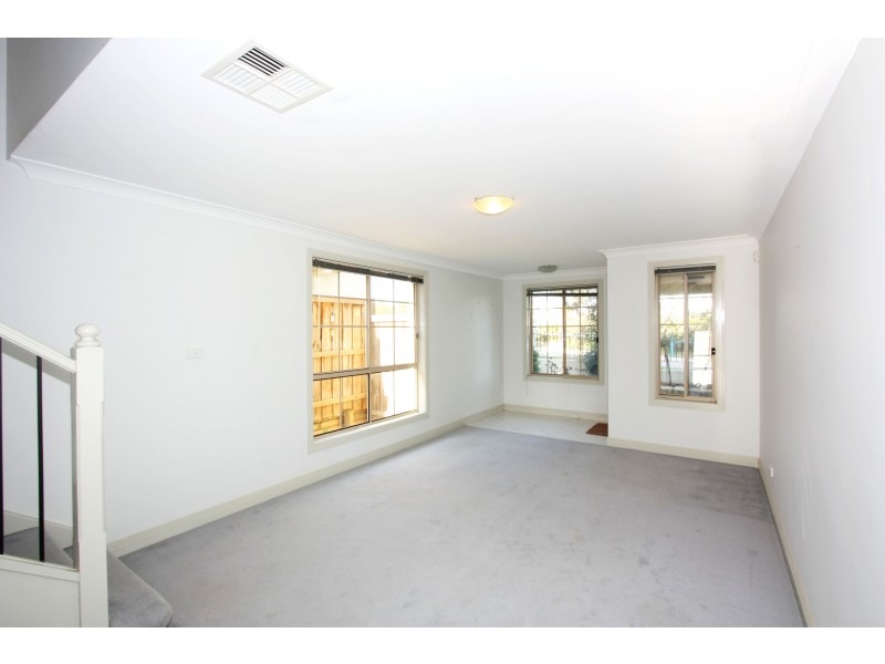 14 Jasper Street, Quakers Hill NSW 2763