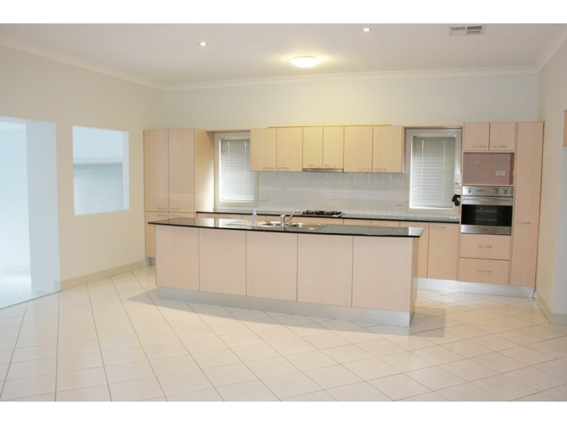 14 Jasper Street, Quakers Hill NSW 2763