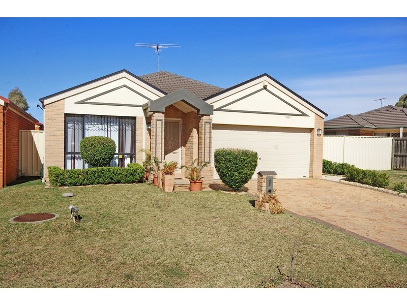 4 Candice Crescent, Stanhope Gardens NSW 2768