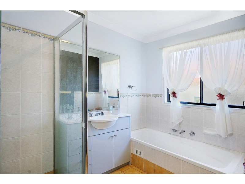 4 Candice Crescent, Stanhope Gardens NSW 2768