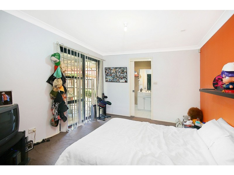 4 Candice Crescent, Stanhope Gardens NSW 2768