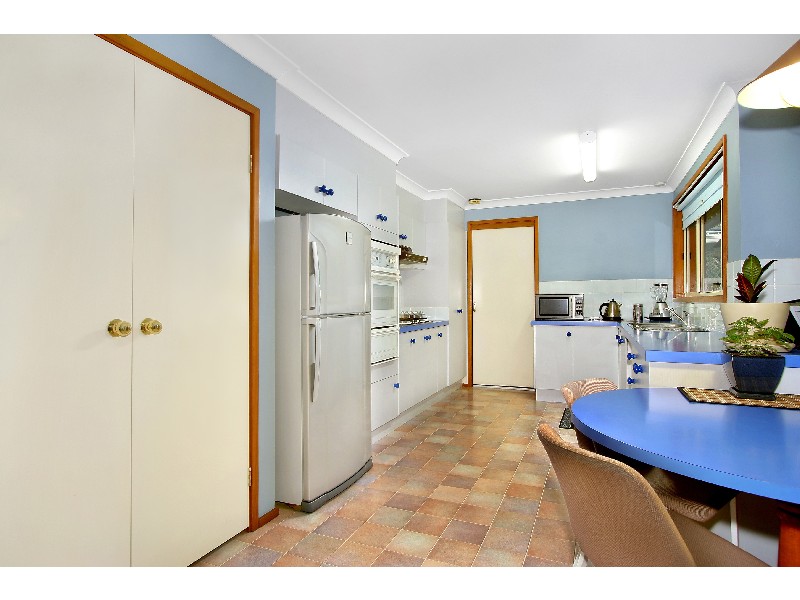 6 Morrell Crescent, Quakers Hill NSW 2763