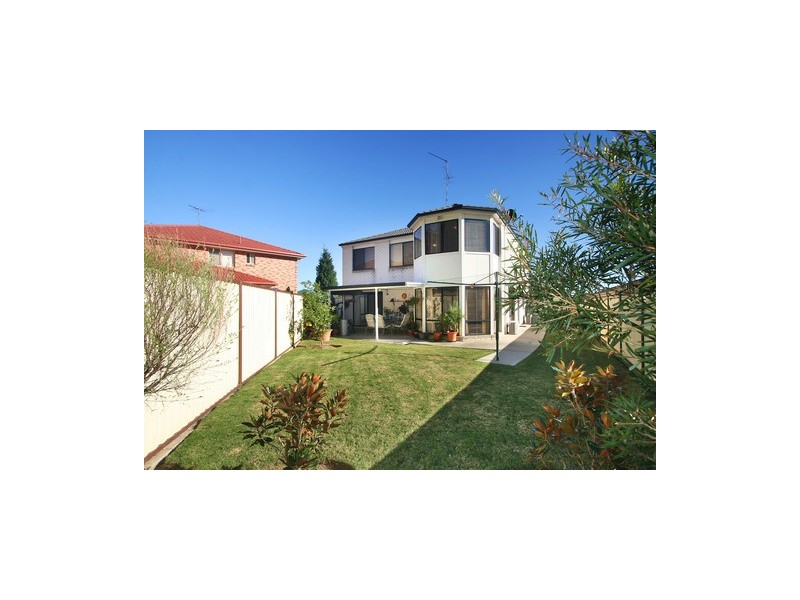 16 Silvertop Place, Glenwood NSW 2768