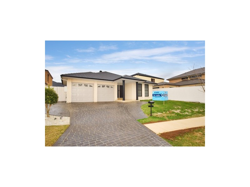 18 Woodward Ave, Stanhope Gardens NSW 2768