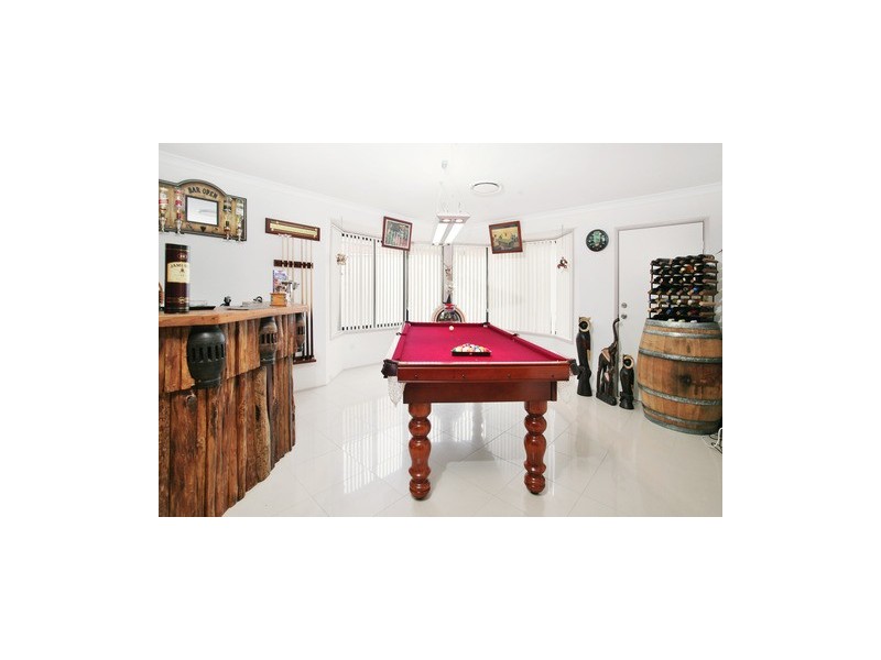 18 Woodward Ave, Stanhope Gardens NSW 2768