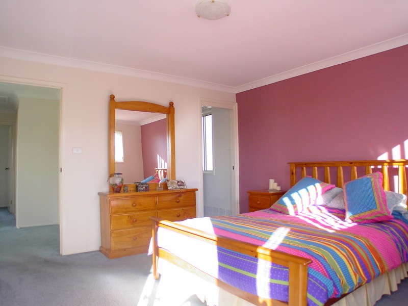 16 Ali Place, Glenwood NSW 2768