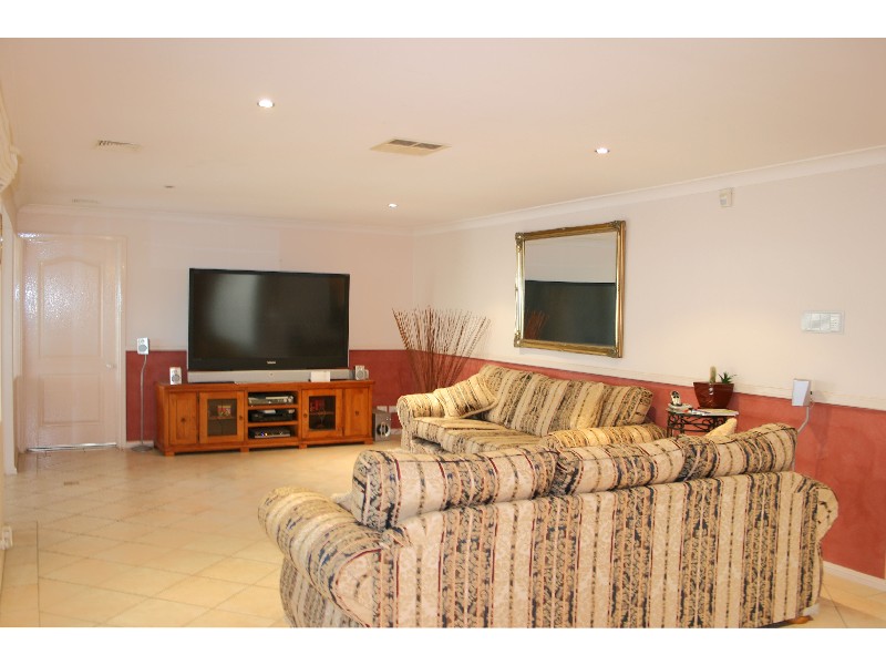 19 Kinnane Crescent, Acacia Gardens NSW 2763