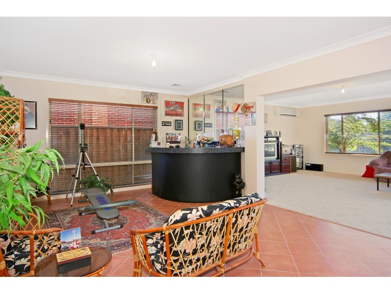 142 Brampton Drive, Beaumont Hills NSW 2155