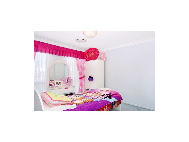 3 Apache Grove, Stanhope Gardens NSW 2768