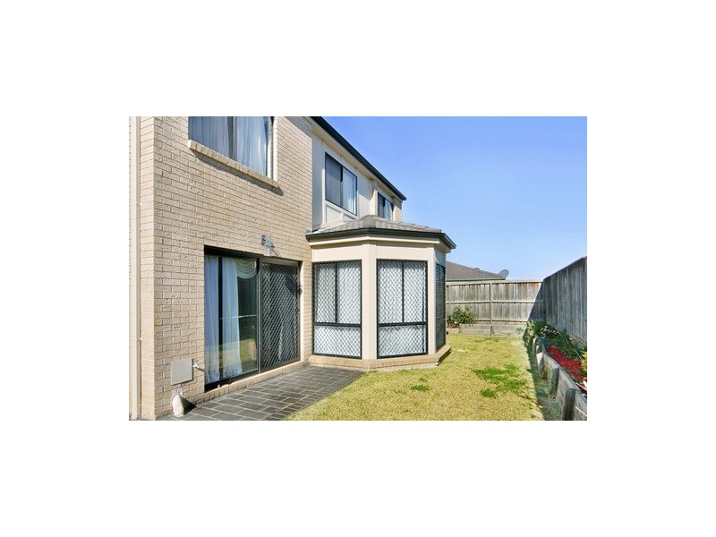 3 Apache Grove, Stanhope Gardens NSW 2768