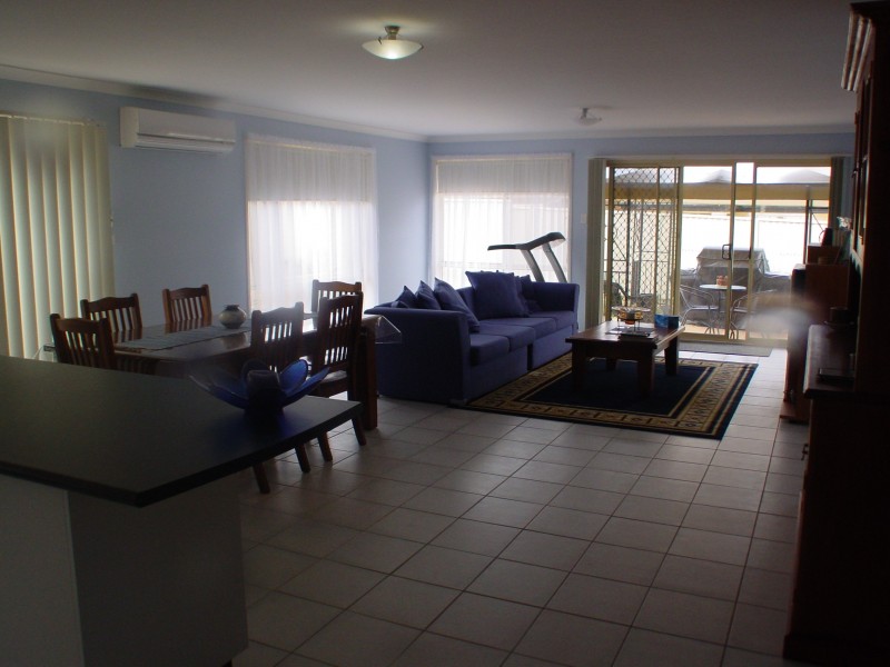 27 Bow Ave, Parklea NSW 2768