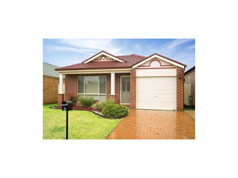 6 Candice Crescent, Stanhope Gardens NSW 2768