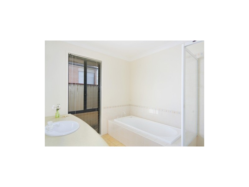 8 Lord Way, Glenwood NSW 2768