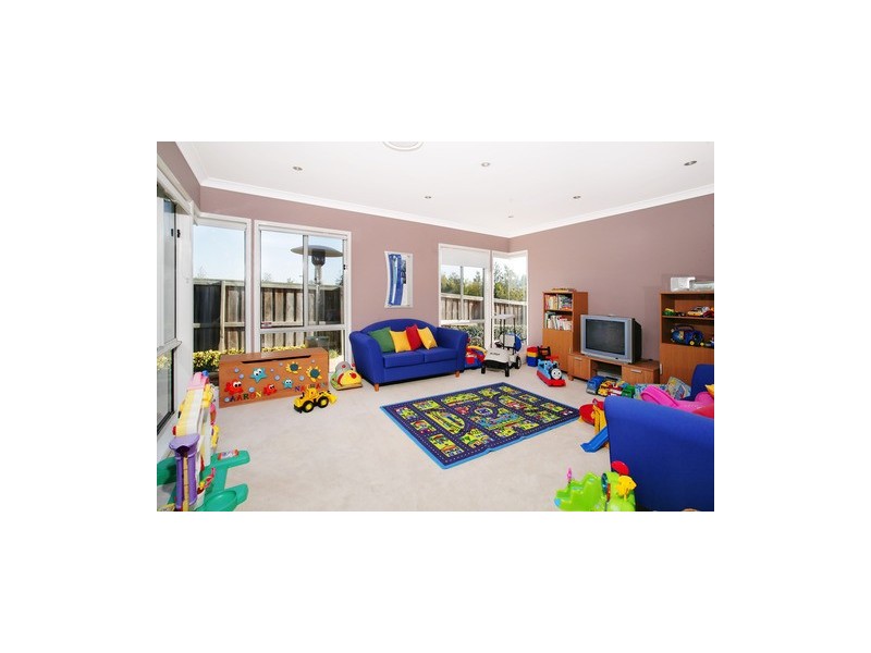 38 Hungerford Drive, Glenwood NSW 2768