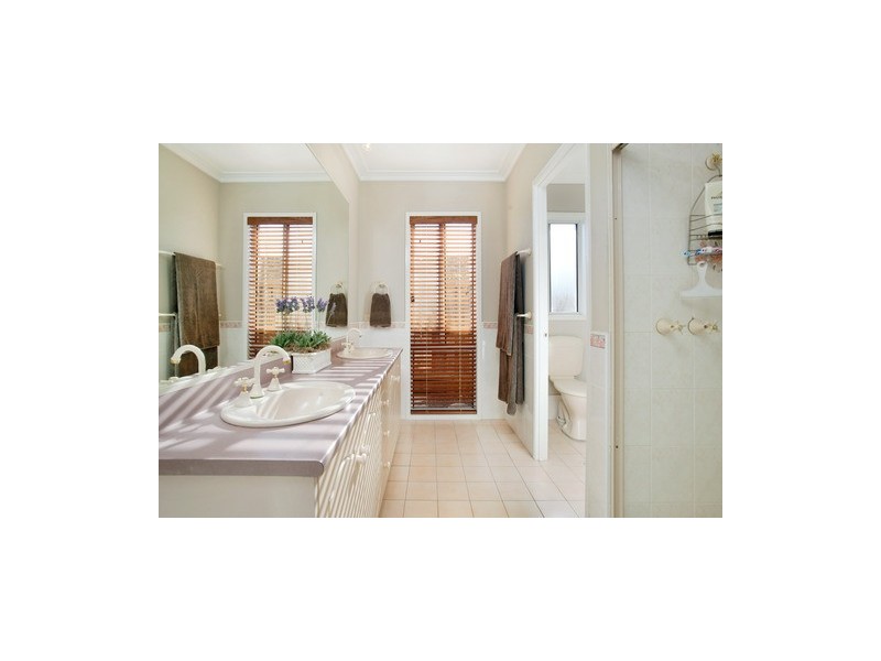 38 Hungerford Drive, Glenwood NSW 2768