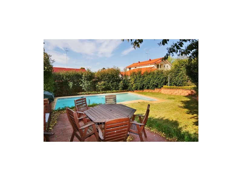 9 Nottingham Street, Castle Hill NSW 2154