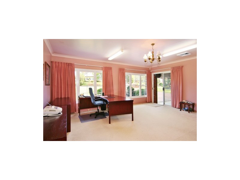 9 Nottingham Street, Castle Hill NSW 2154