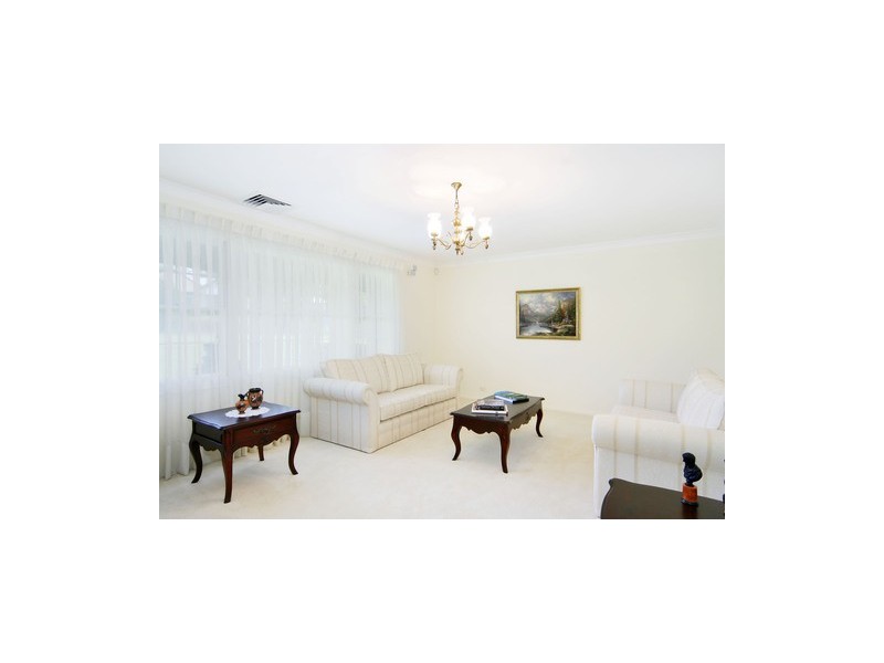 9 Nottingham Street, Castle Hill NSW 2154