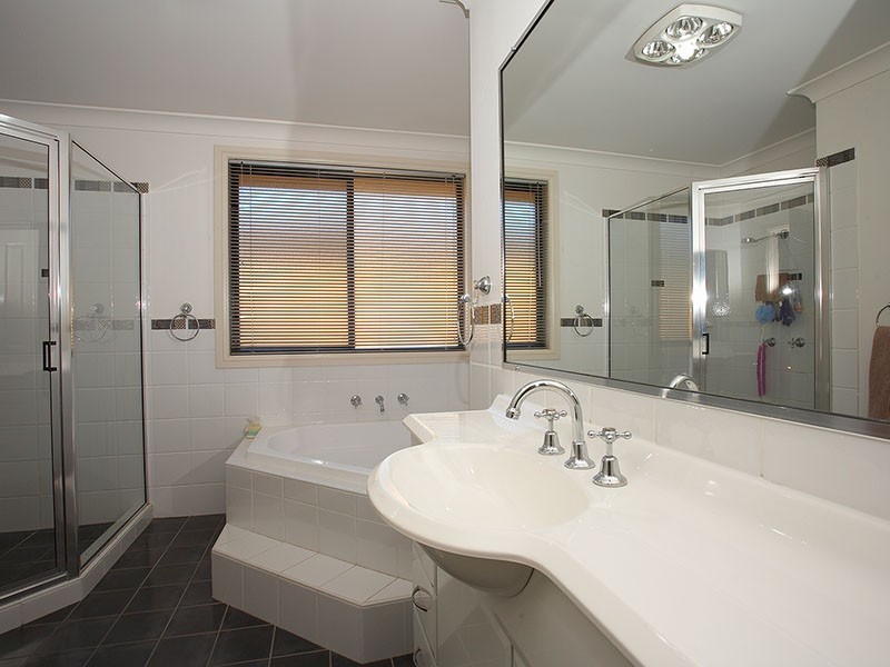 15 Consolo Ave, Glenwood NSW 2768