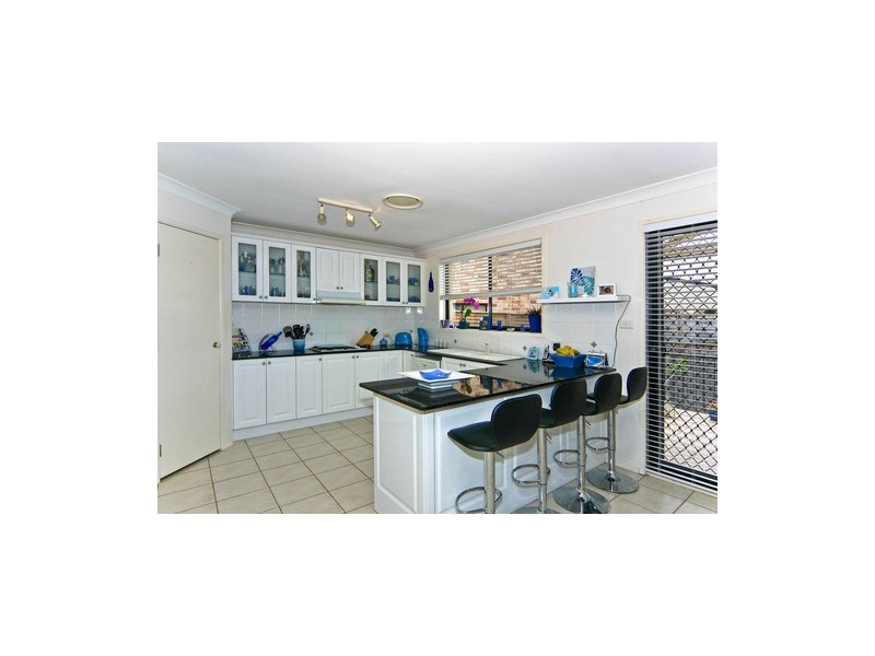 37 Mailey Cct, Rouse Hill NSW 2155