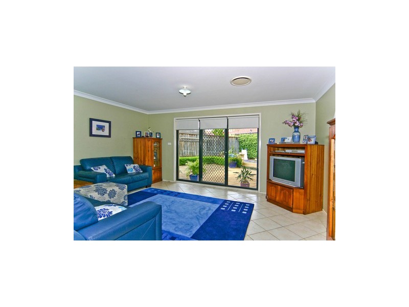 37 Mailey Cct, Rouse Hill NSW 2155