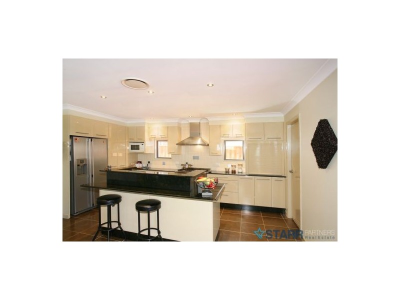 102 Perfection Ave, Stanhope Gardens NSW 2768