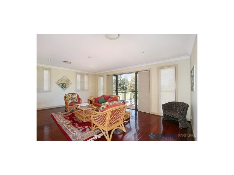 102 Perfection Ave, Stanhope Gardens NSW 2768