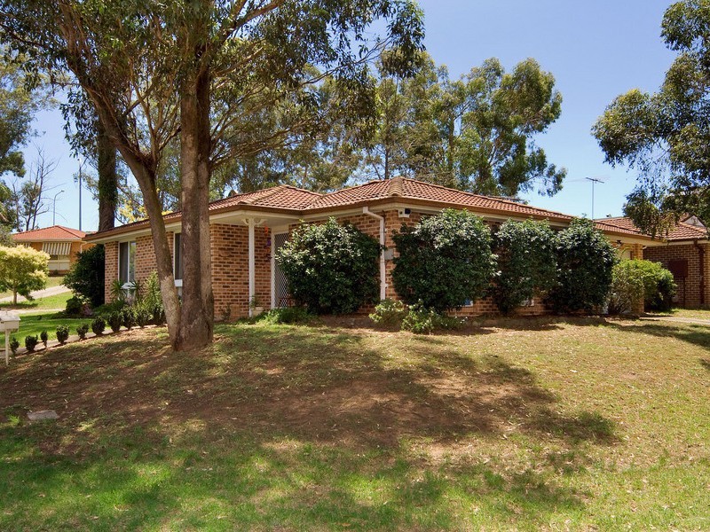 2 Tully Place, Quakers Hill NSW 2763