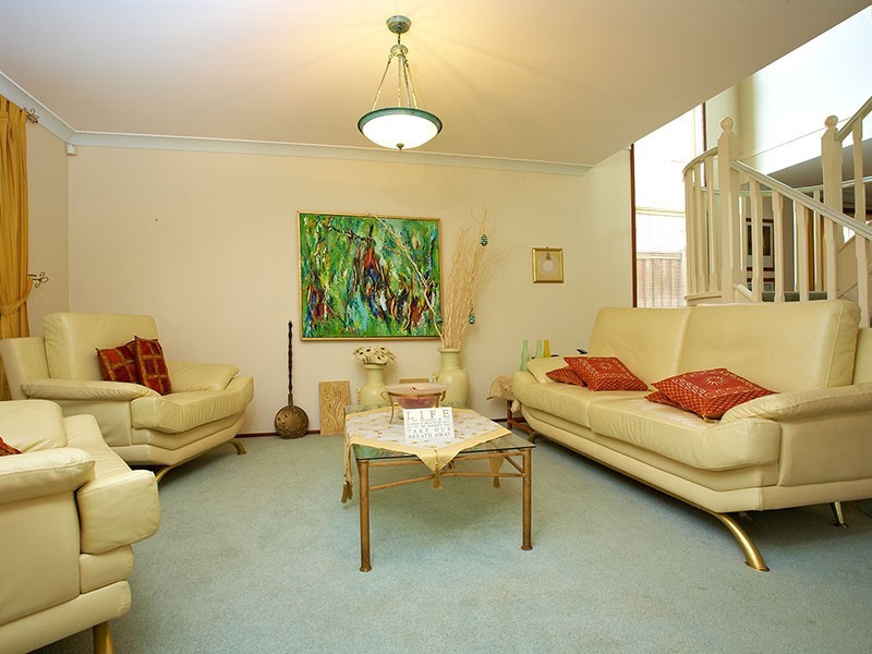 8 Geewan Ave, Kellyville NSW 2155