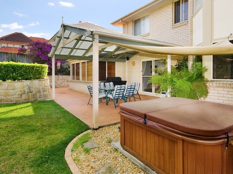 8 Tamara Place, Beaumont Hills NSW 2155