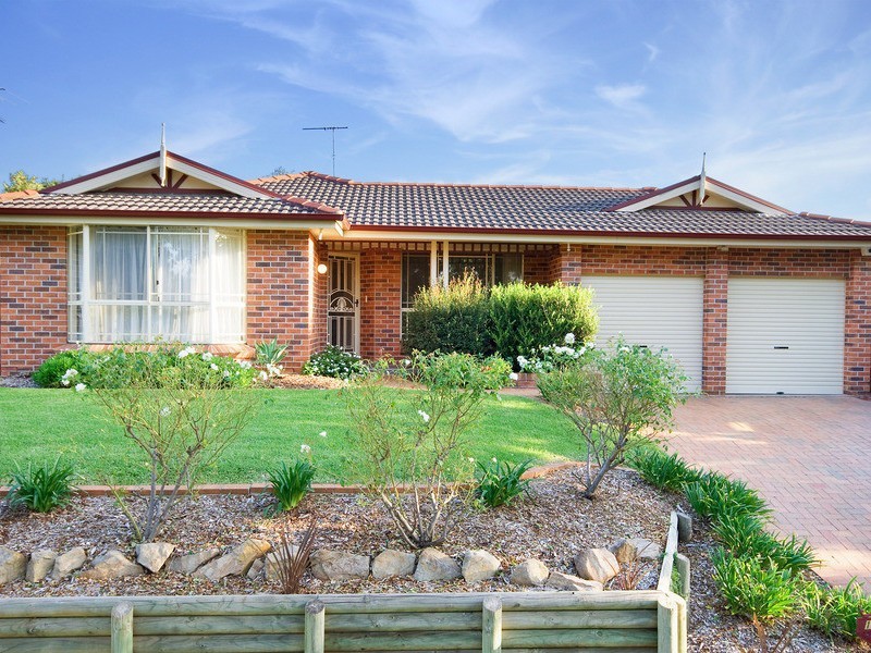 10 Bamboo Way, Stanhope Gardens NSW 2768