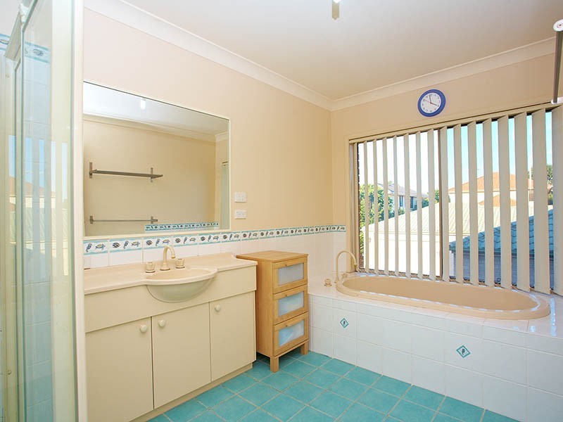 19 Grech Place, Glenwood NSW 2768