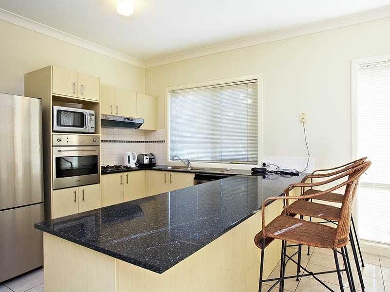 1081 Wilkins Ave, Beaumont Hills NSW 2155