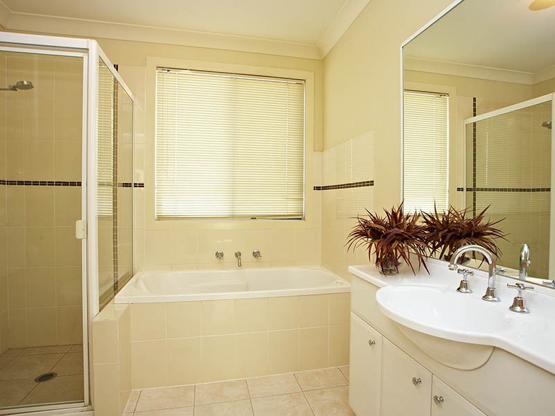 1081 Wilkins Ave, Beaumont Hills NSW 2155