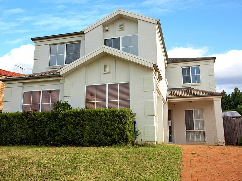 16 Atlantic Place, Beaumont Hills NSW 2155