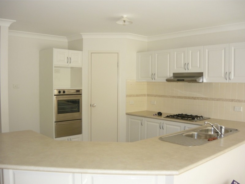 13 BENSON ROAD, Beaumont Hills NSW 2155