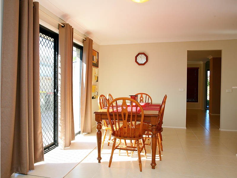 8 Martens Cct, Kellyville NSW 2155