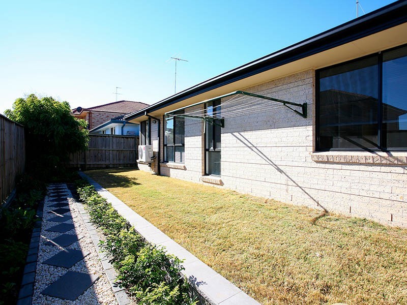 8 Martens Cct, Kellyville NSW 2155