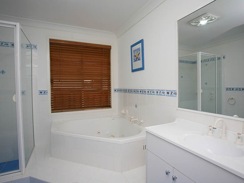 14 Wilkins Ave, Beaumont Hills NSW 2155