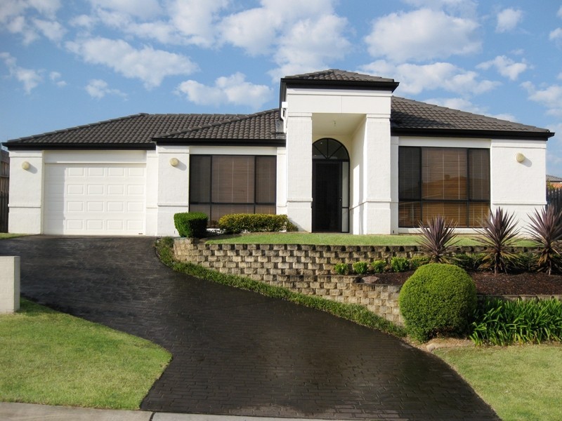 4. Mahogany Close, Glenwood NSW 2768