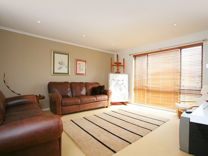 4. Mahogany Close, Glenwood NSW 2768