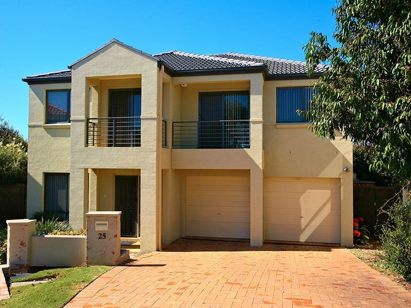 25 Rochdale Circuit, Stanhope Gardens NSW 2768