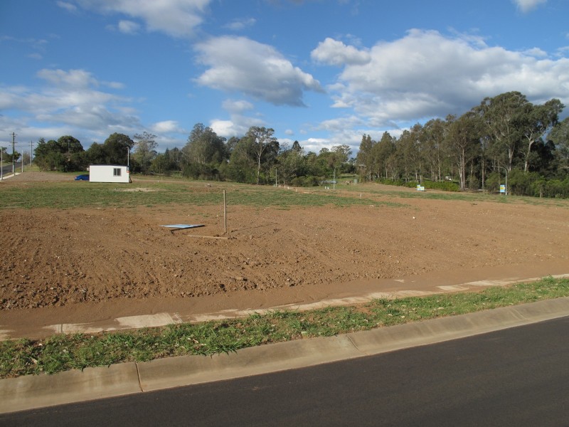 13 Country Club Circuit, Kellyville NSW 2155