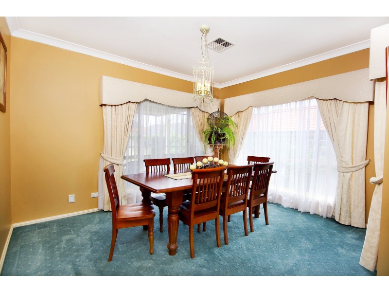 27 Peak Street, Glenwood NSW 2768