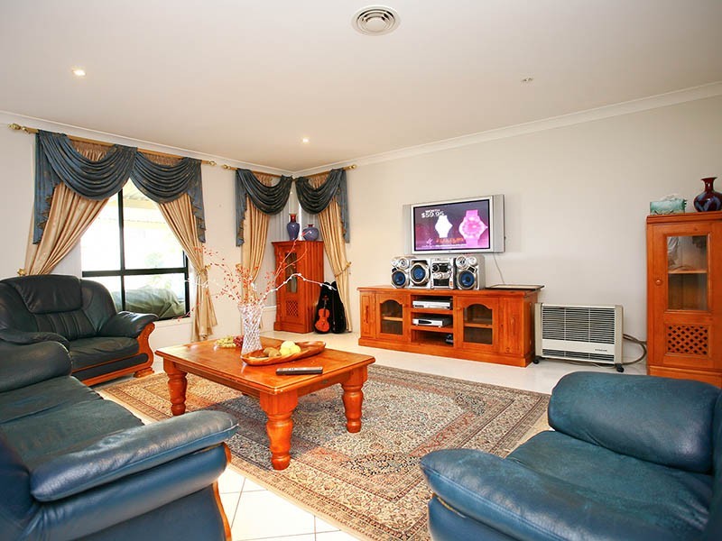 4 Horizons Place, Kellyville NSW 2155