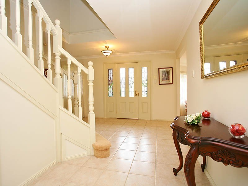 48 Crestview Ave, Kellyville NSW 2155