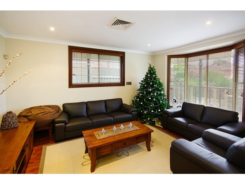 10 Cobain Place, Acacia Gardens NSW 2763